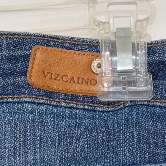 VIZCAINO Low Rise Skinny Leg Blue Jean, Size 4 - Picture 6 of 9